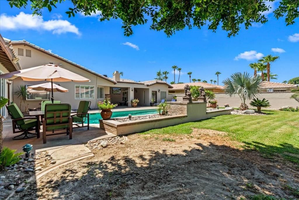 Backyard, Exterior, Pool