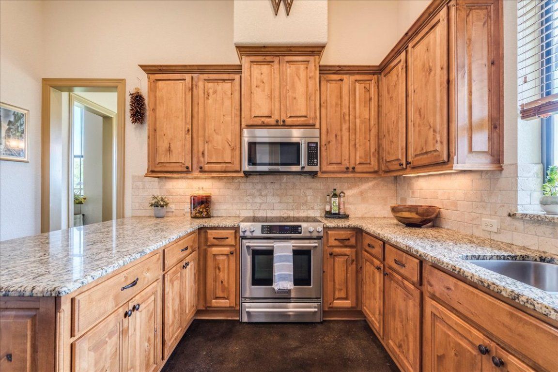Interior, Kitchen, Stainless Steel Appliances
