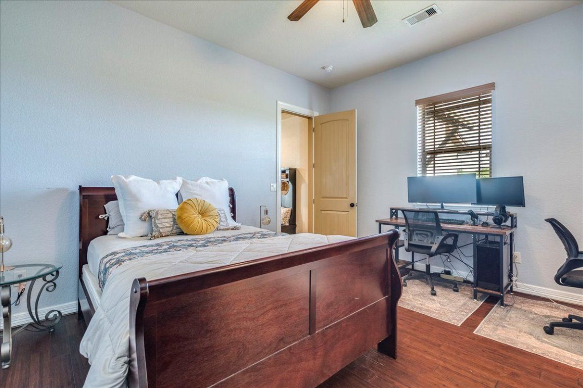 Bedroom, Home Office, Interior, Wood Texture Flooring