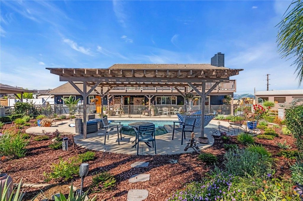 Backyard, Exterior, Pool