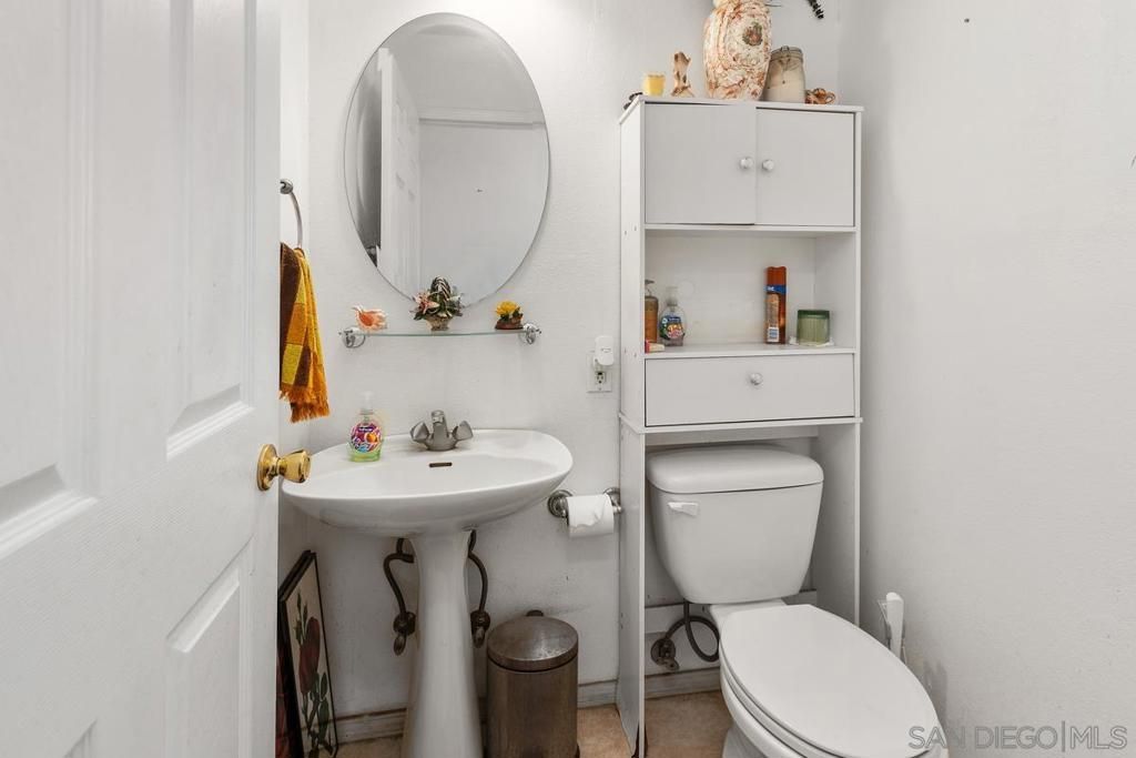 Bathroom, Interior