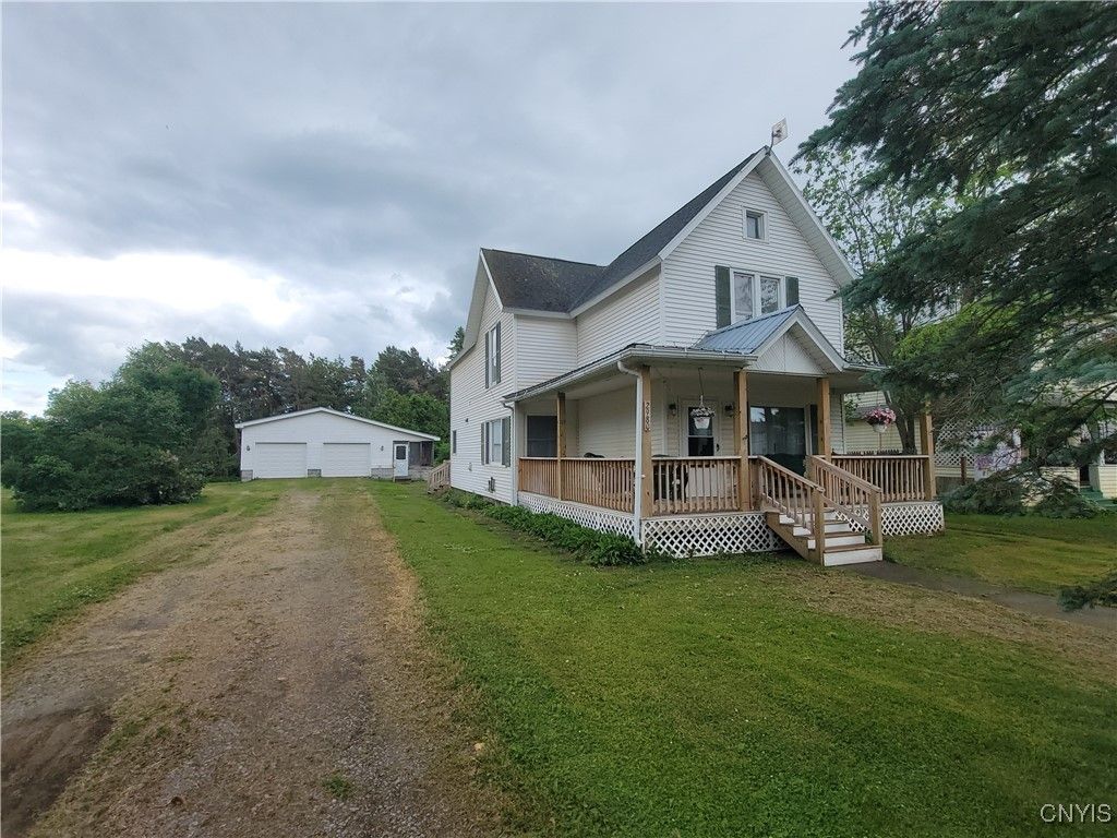 Backyard, Detached Garage, Exterior, Facade, Farmhouse