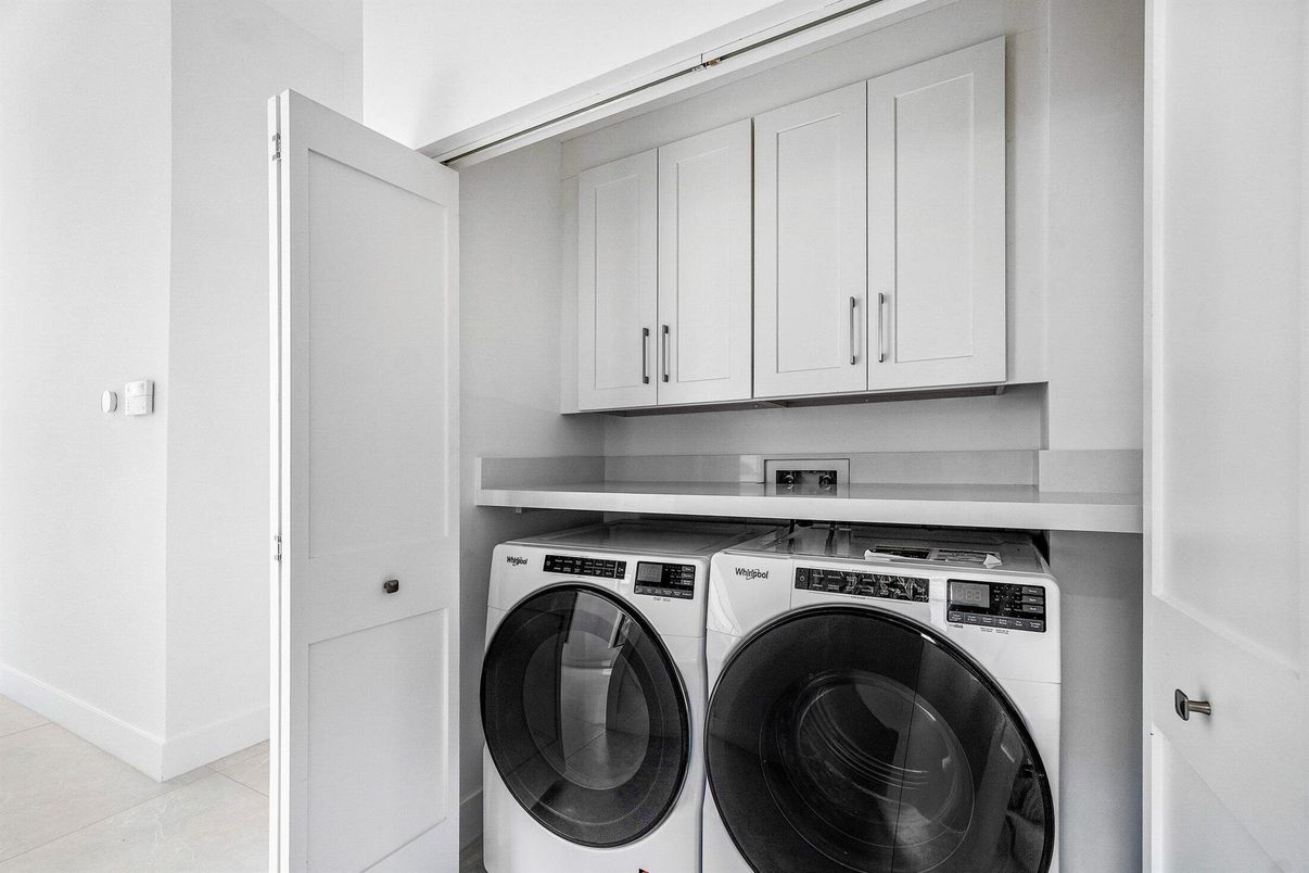 Interior, Washer