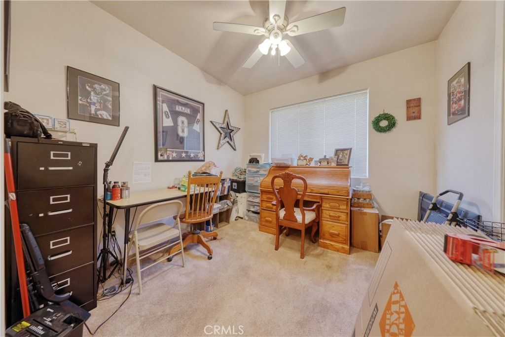 Home Office, Interior