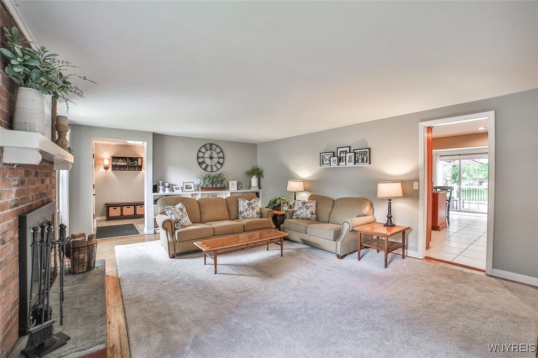 Fireplace, Interior, Living room