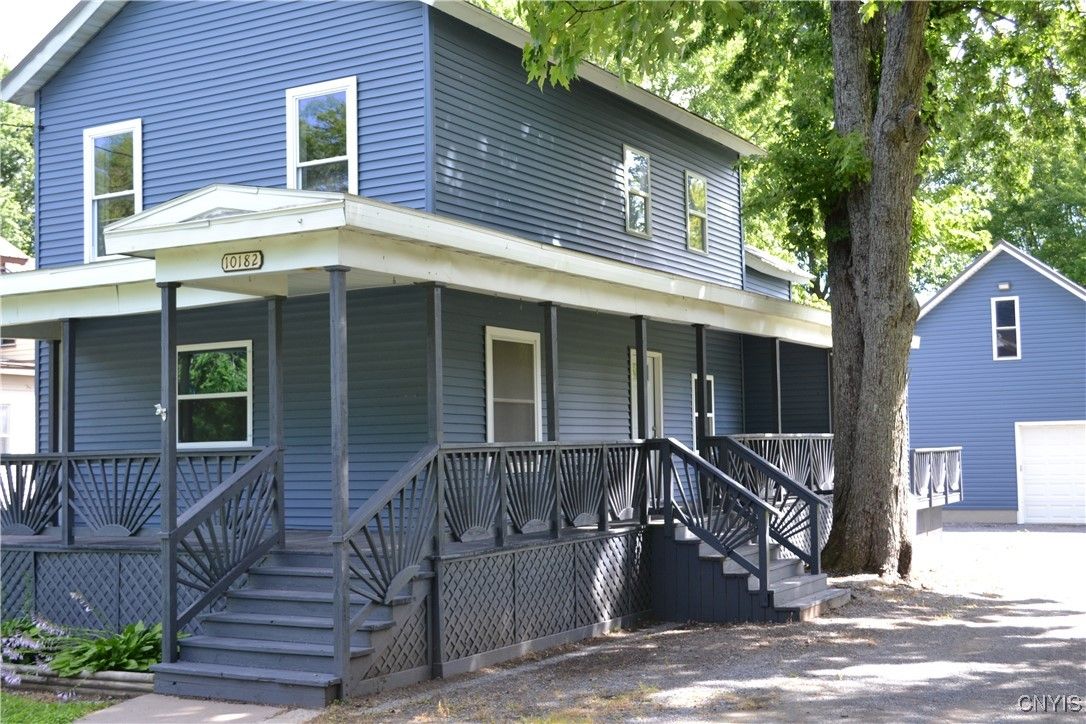 Exterior, Facade, None