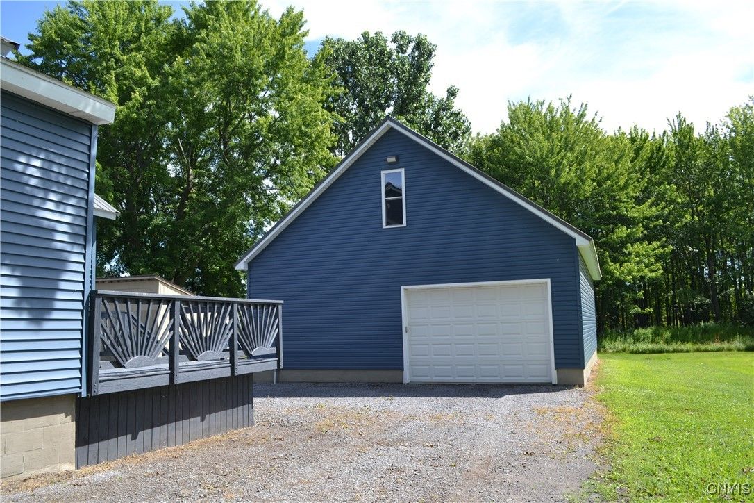 Backyard, Detached Garage, Exterior