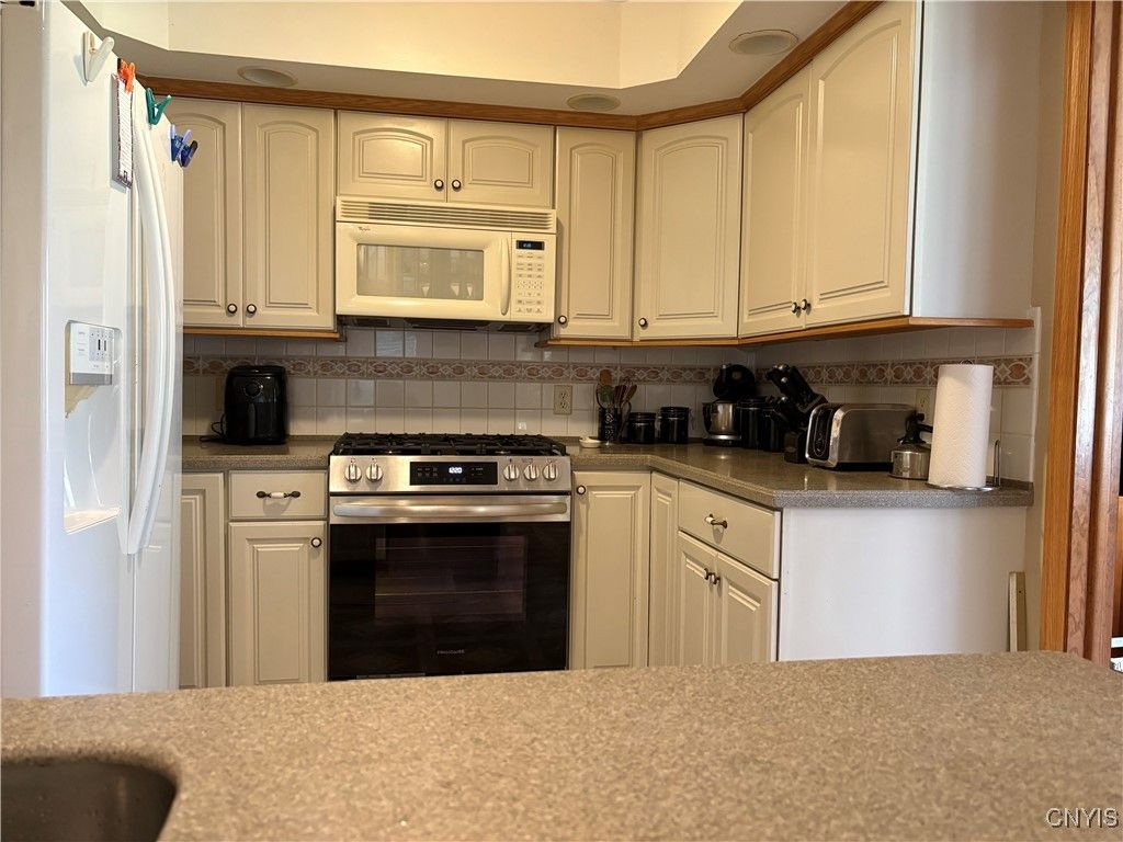 Interior, Kitchen, Stainless Steel Appliances