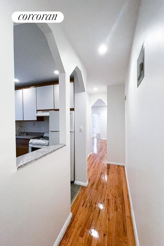 Interior, Kitchen, Recessed Lighting, Wood Texture Flooring