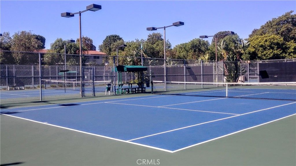 Exterior, Tennis Courts