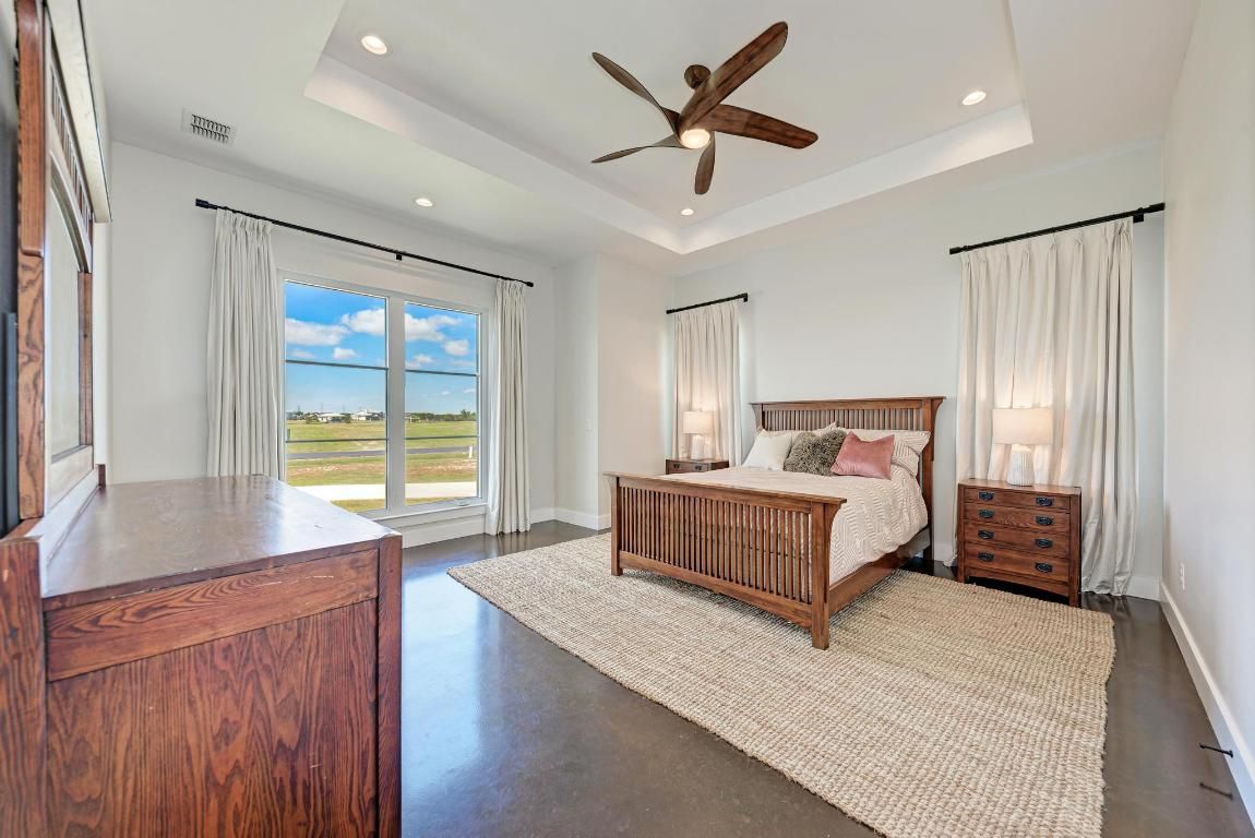 Bedroom, Interior, Recessed Lighting, Water