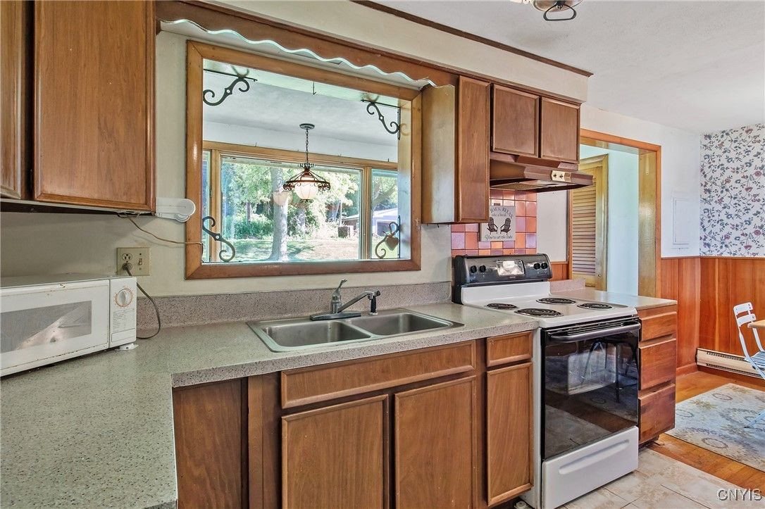 Interior, Kitchen, Pendant Lights