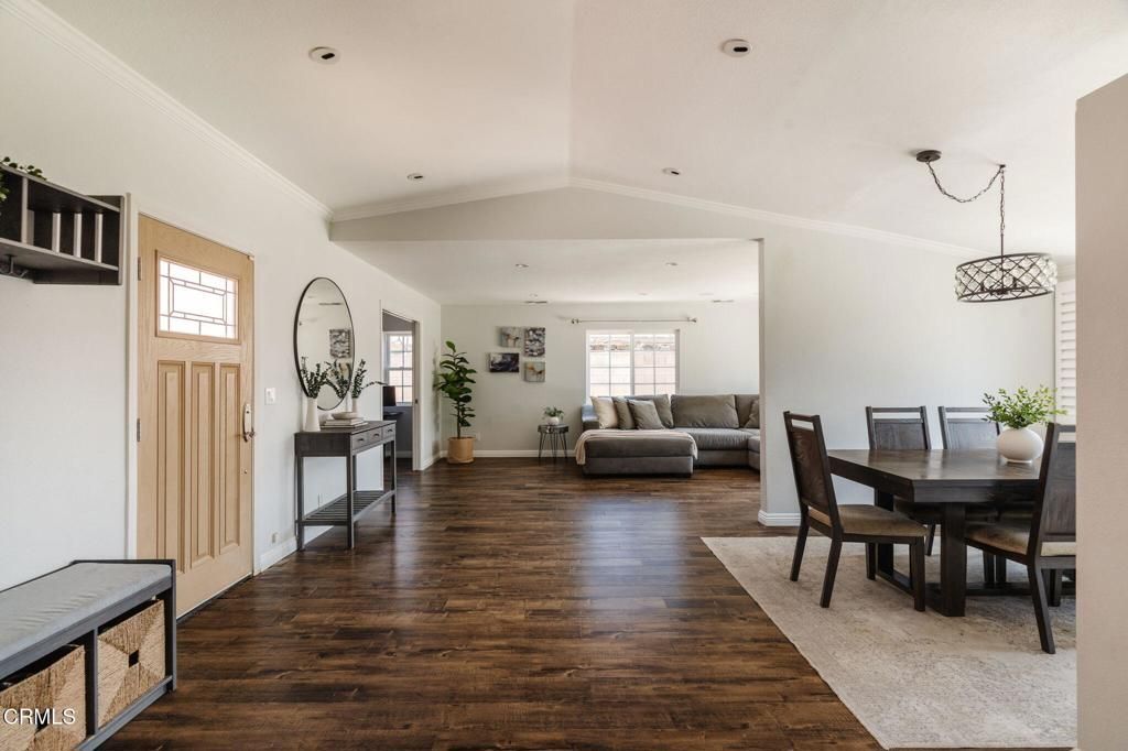 Dining room, Interior, Pendant Lights, Recessed Lighting, Wood Texture Flooring