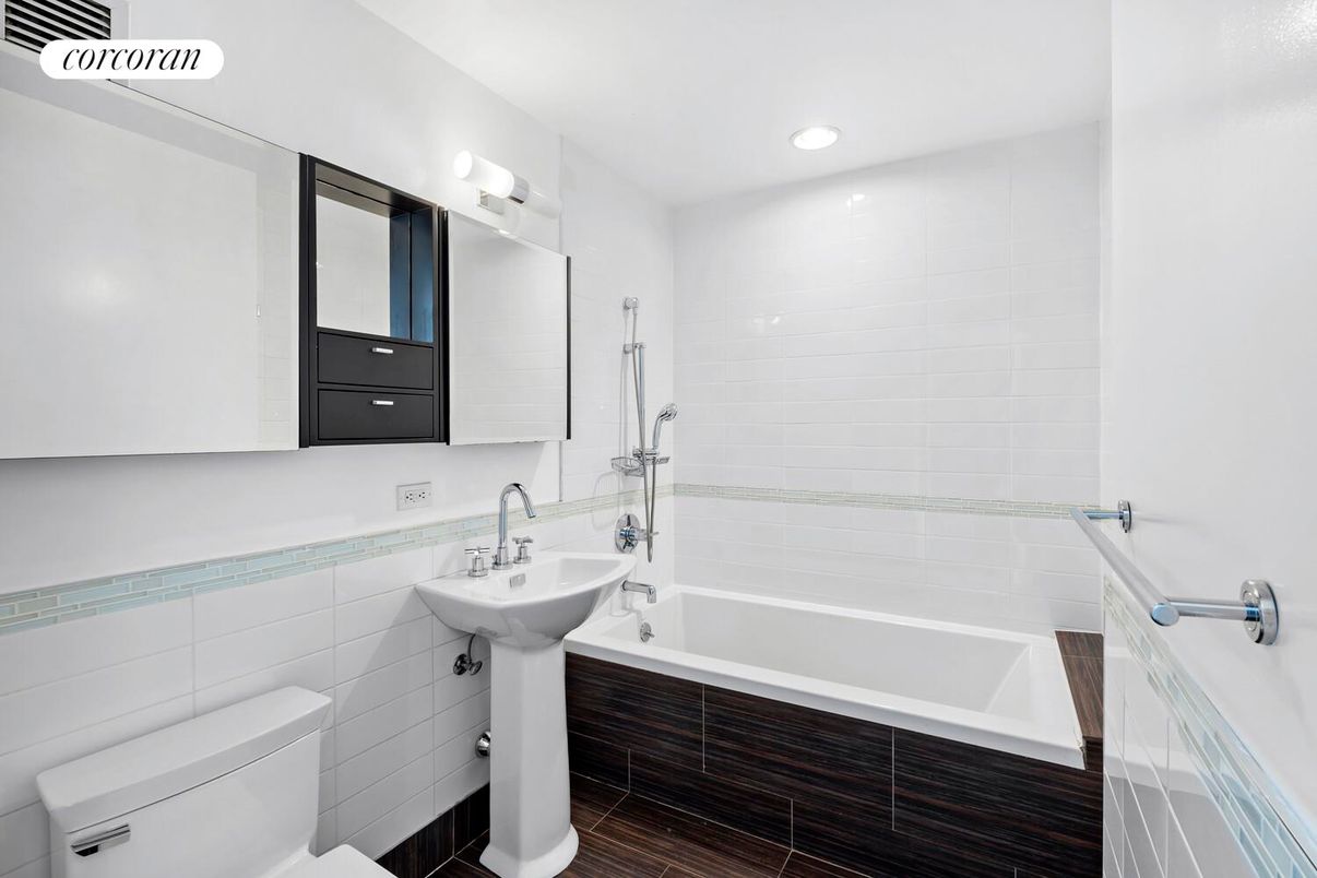 Bathroom, Interior, Recessed Lighting, Wood Texture Flooring