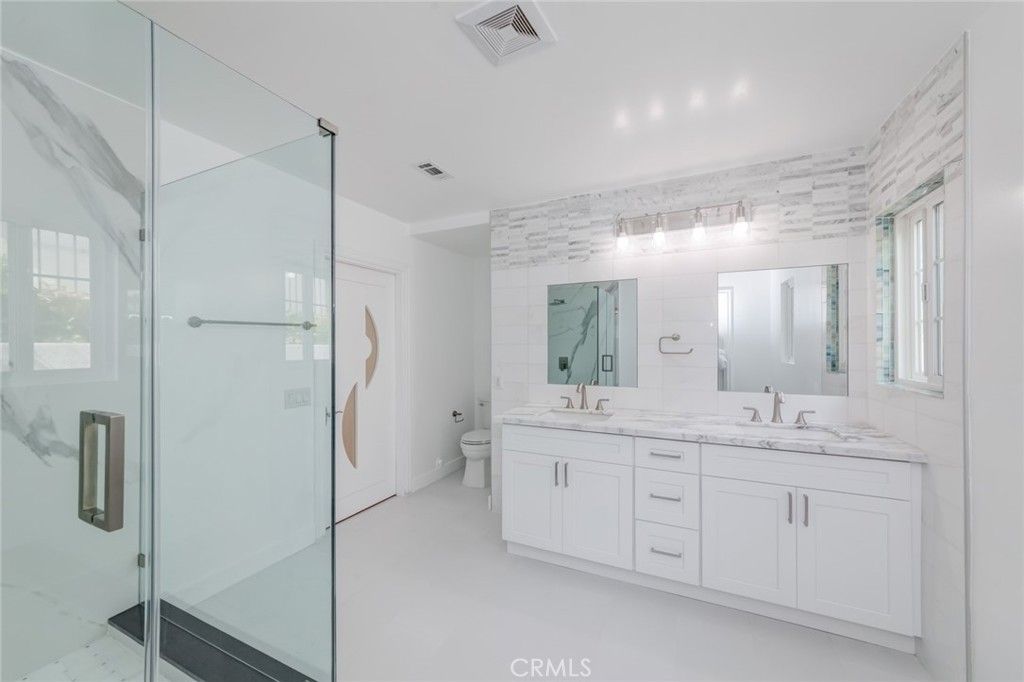 Bathroom, Dual Sink Vanities, Glass Shower, Interior