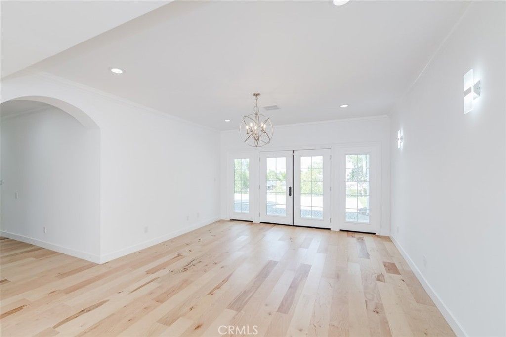Chandelier, Empty room, Interior, Recessed Lighting, Wood Texture Flooring
