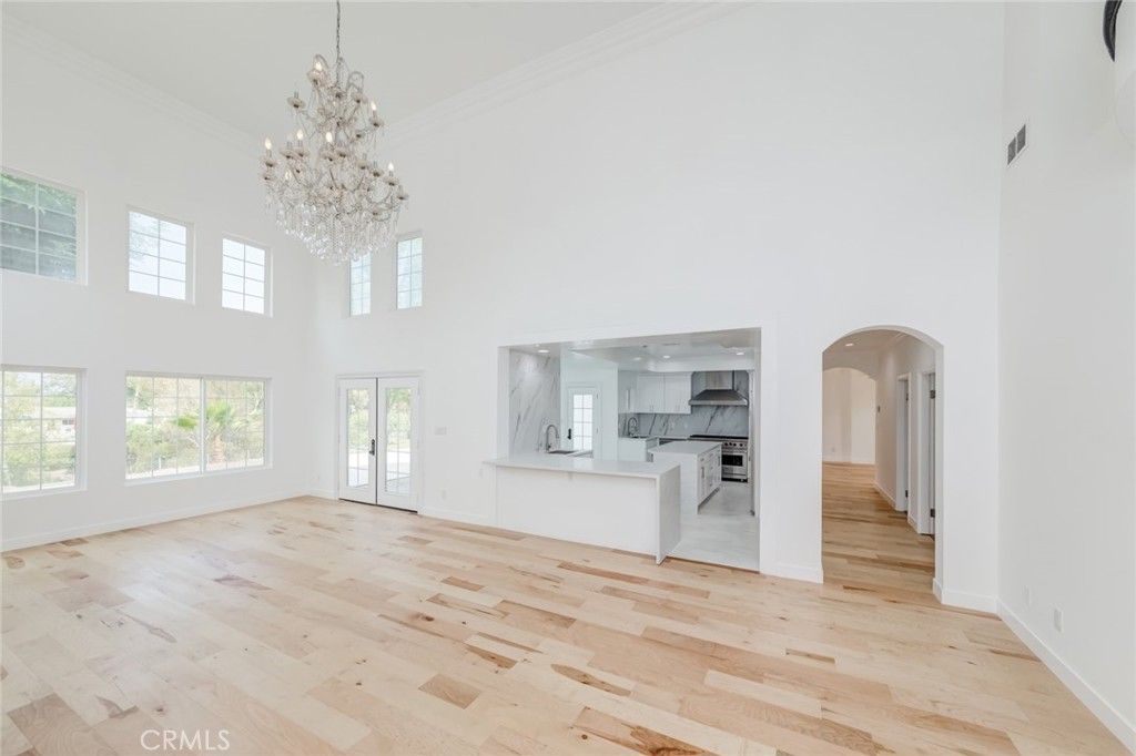 Chandelier, Empty room, Interior, Kitchen, Wood Texture Flooring