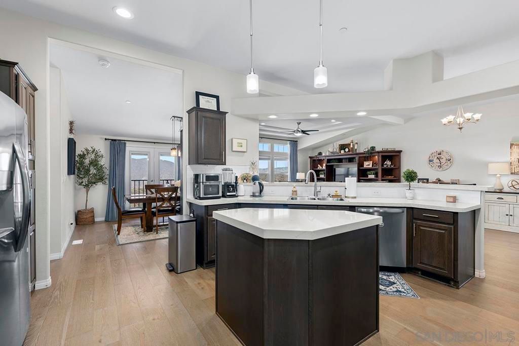 Chandelier, Dining room, Interior, Kitchen, Pendant Lights, Recessed Lighting, Wood Texture Flooring