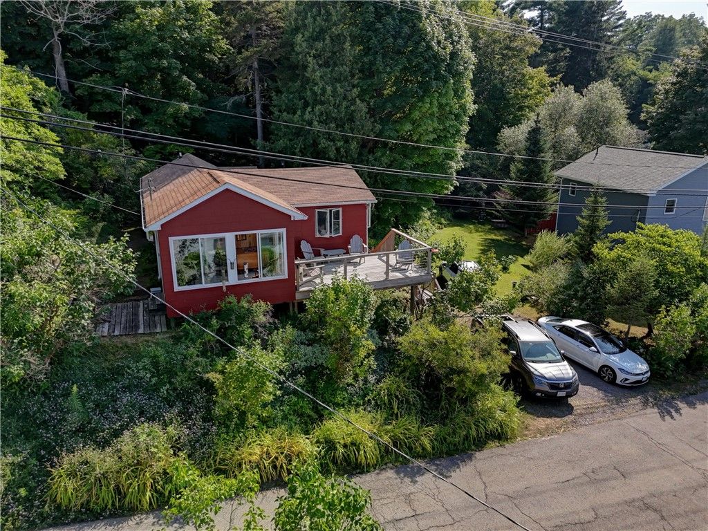 Exterior, Drone