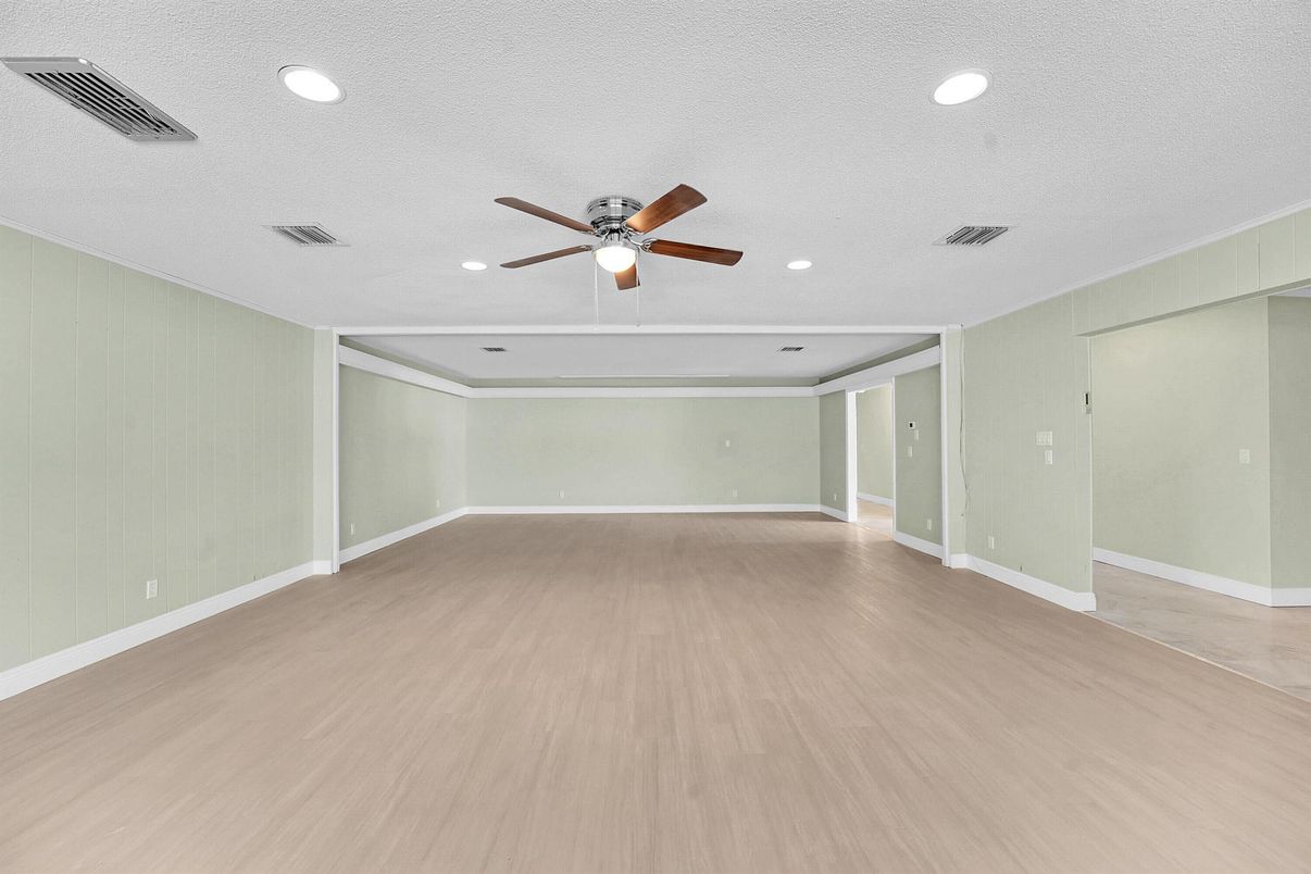 Empty room, Interior, Recessed Lighting, Wood Texture Flooring