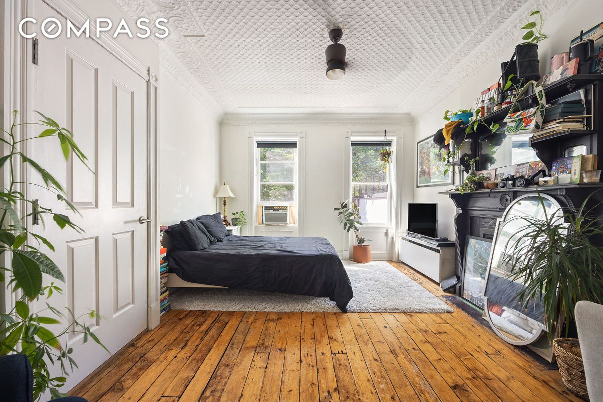 Bedroom, Fireplace, Interior, Wood Texture Flooring