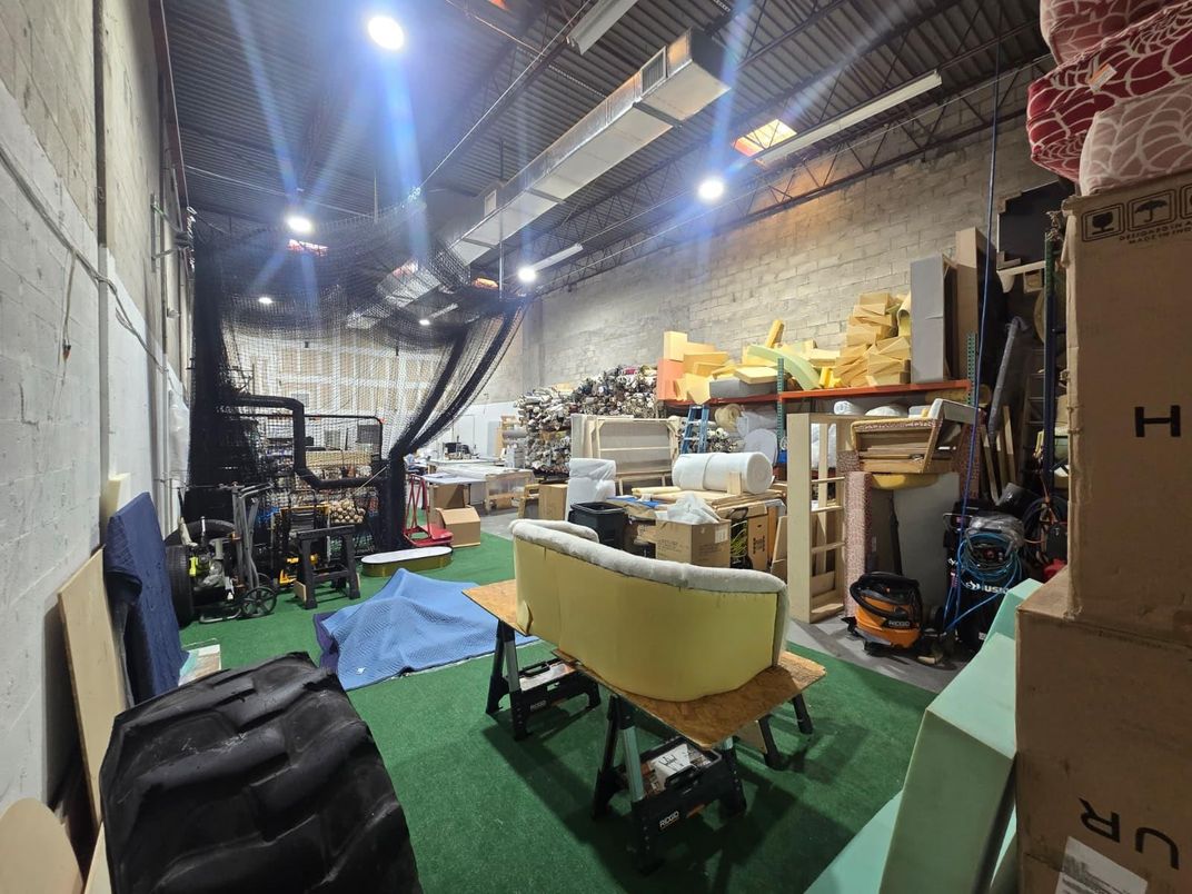 Fitness Equipment, Interior, Recessed Lighting, Stone Walls