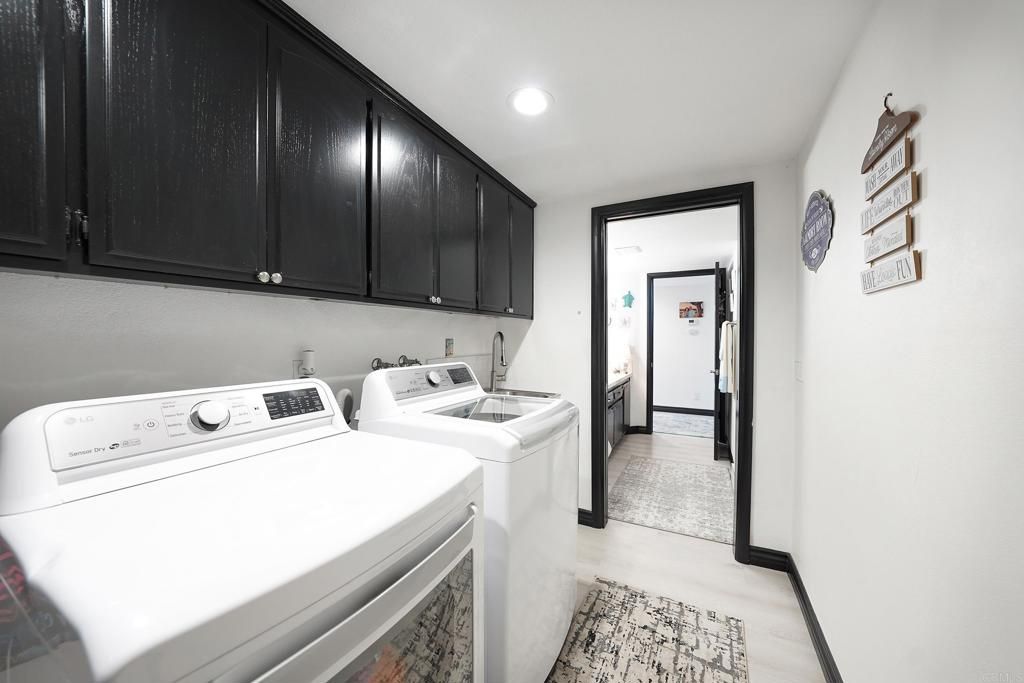 Interior, Recessed Lighting, Washer