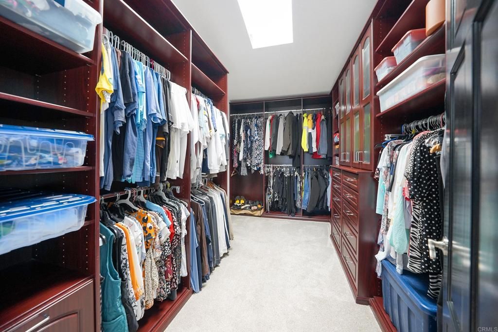 Interior, Walk-in Closets
