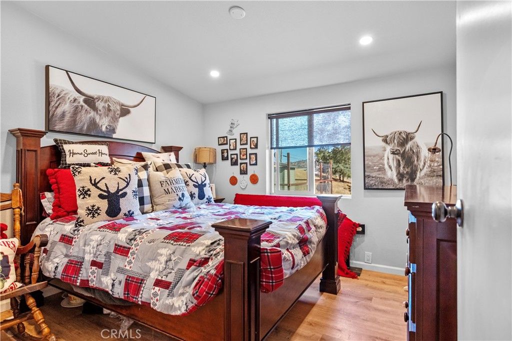 Bedroom, Interior, Recessed Lighting, Water, Wood Texture Flooring