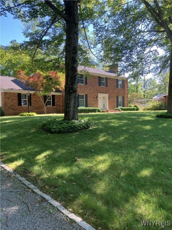 Backyard, Exterior, Facade, Brick Facade, Georgian