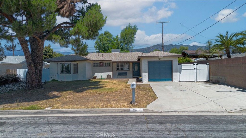 Attached, Backyard, Exterior, Facade, Ranch