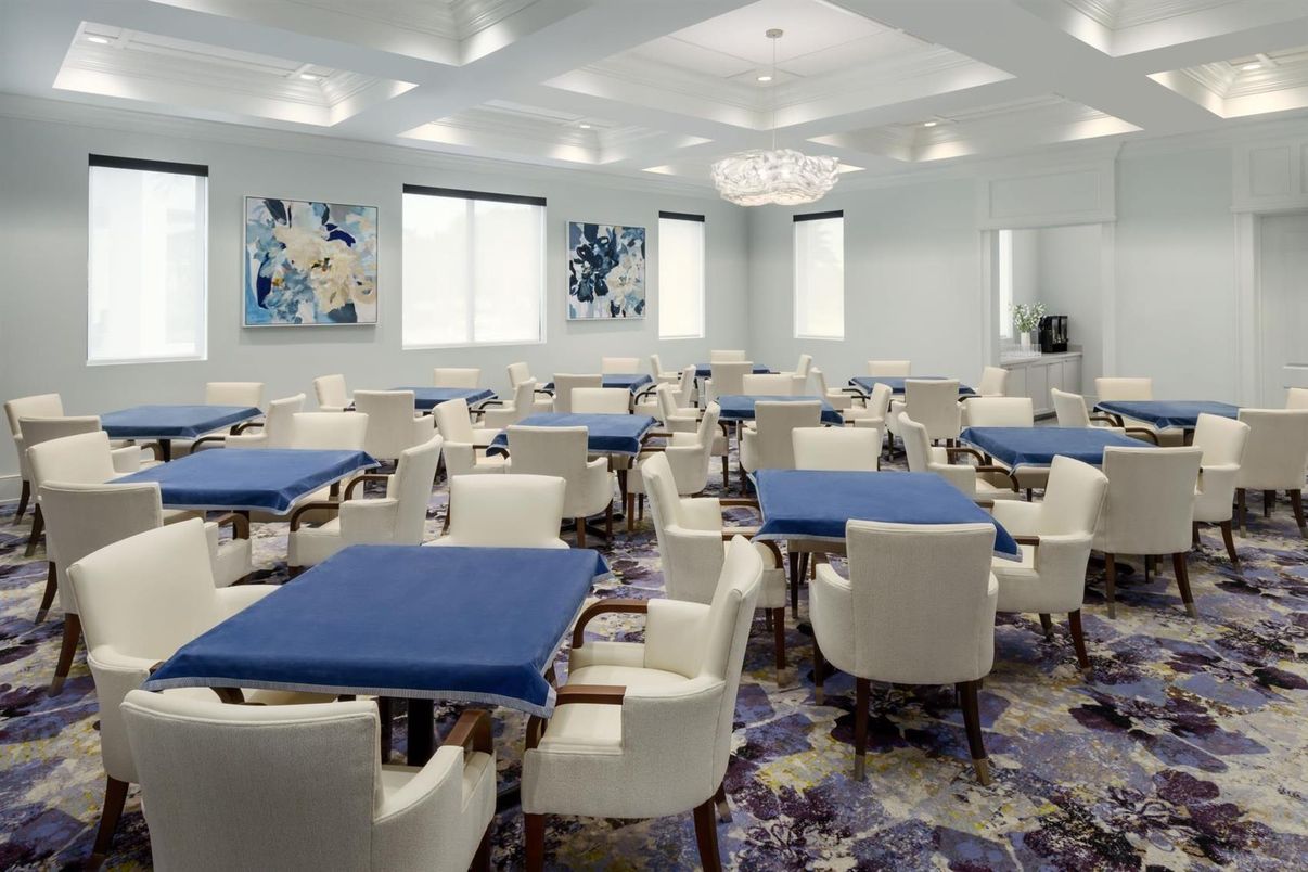 Chandelier, Dining room, Interior, Recessed Lighting