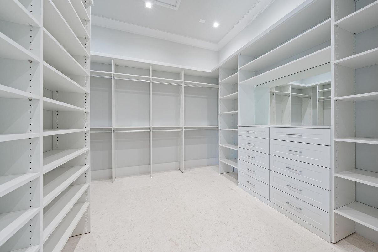 Interior, Recessed Lighting, Walk-in Closets