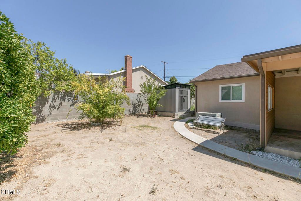 Backyard, Exterior