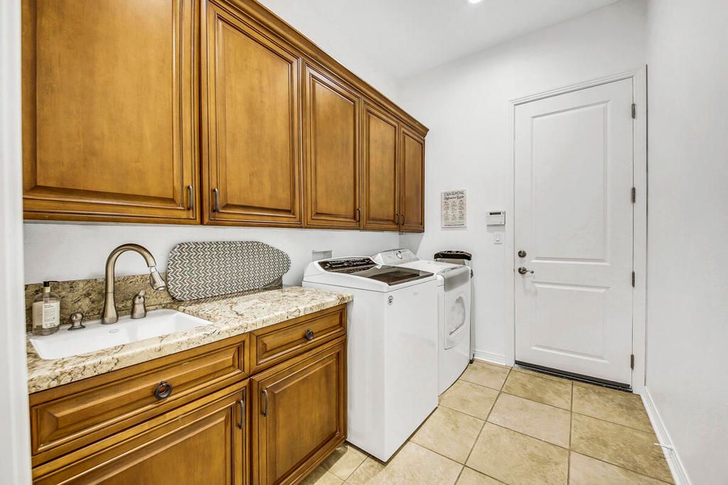 Interior, Recessed Lighting, Washer