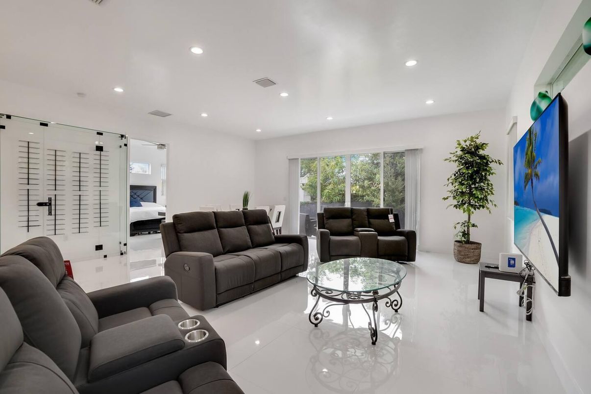Interior, Living room, Recessed Lighting