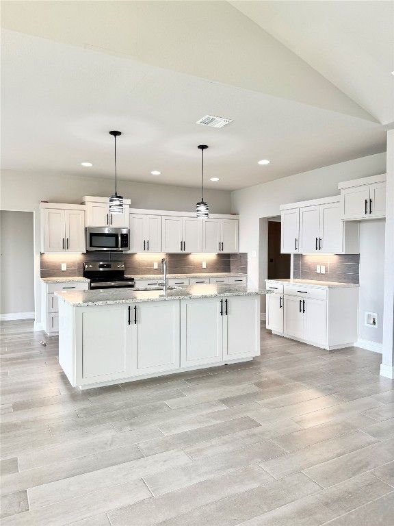 Interior, Kitchen, Pendant Lights, Recessed Lighting, Wood Texture Flooring