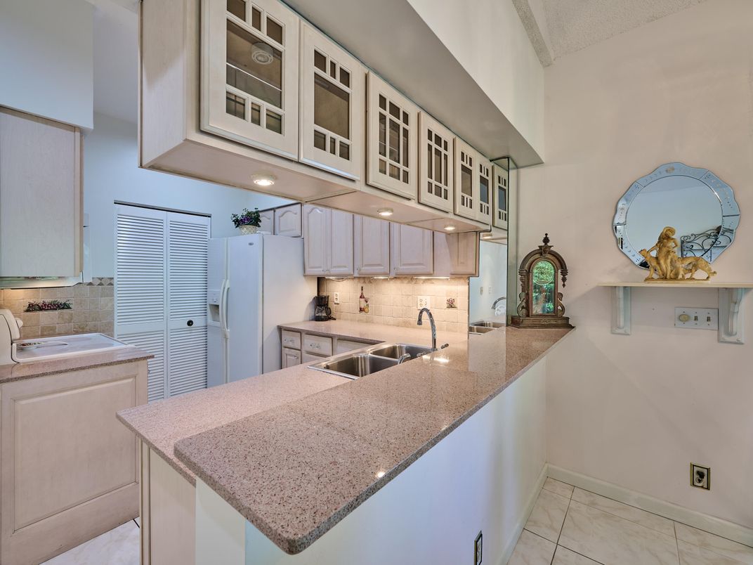 Interior, Kitchen, Marble, Recessed Lighting
