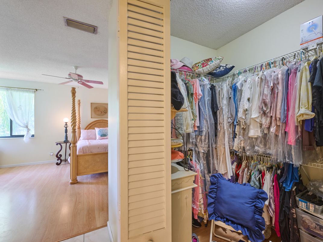 Bedroom, Interior, Walk-in Closets, Wood Texture Flooring