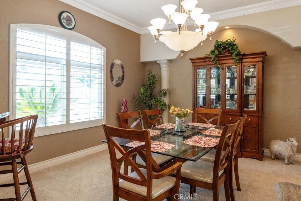 Chandelier, Dining room, Interior, Recessed Lighting