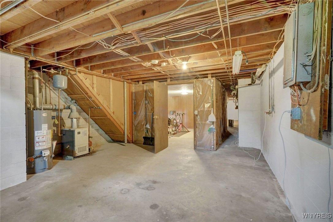 Interior, Wooden Beams