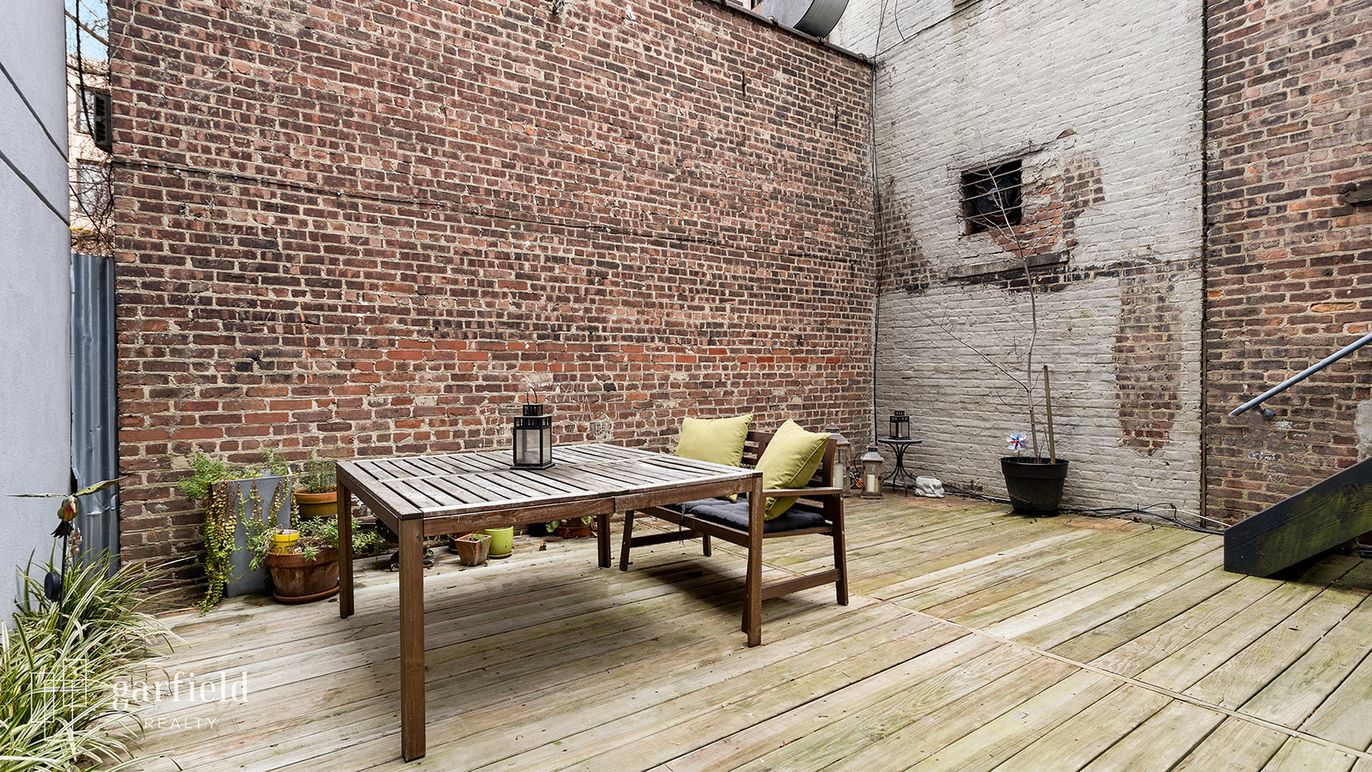 Exterior, Wood Texture Flooring