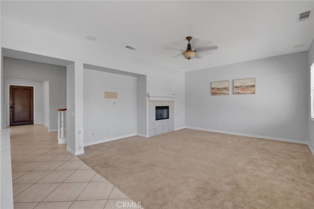 Empty room, Fireplace, Interior