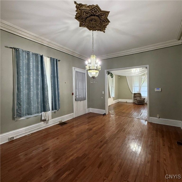 Chandelier, Empty room, Interior, Wood Texture Flooring
