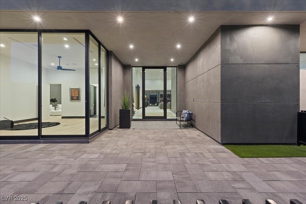 Interior, Recessed Lighting