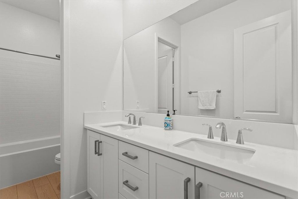 Bathroom, Dual Sink Vanities, Interior, Wood Texture Flooring