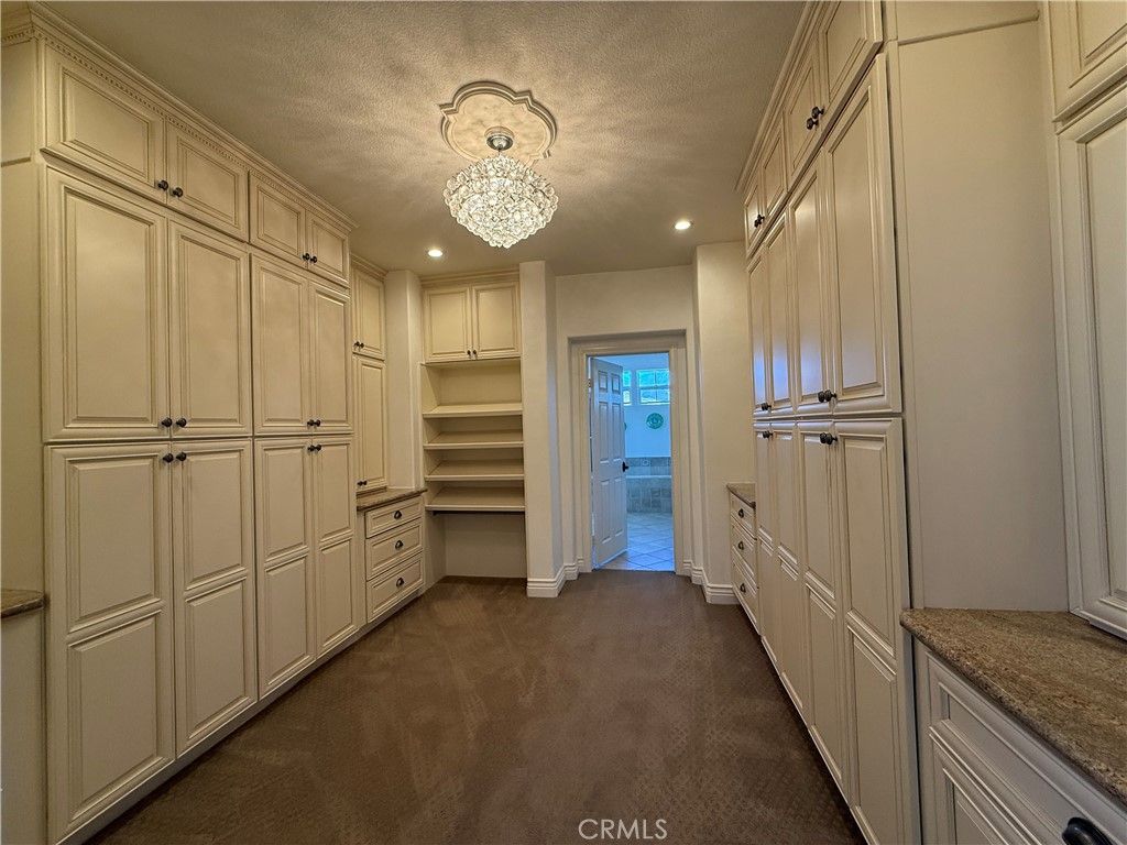 Chandelier, Empty room, Interior, Recessed Lighting