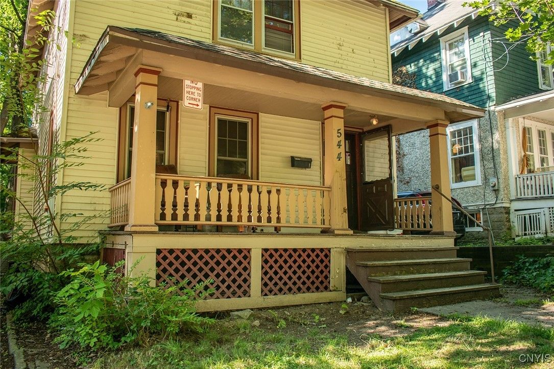 Exterior, Facade, None
