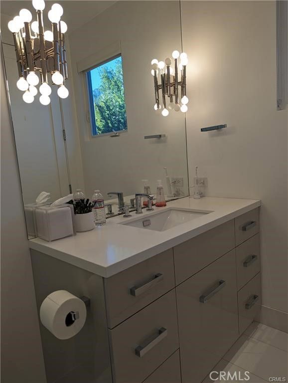 Bathroom, Interior, Pendant Lights