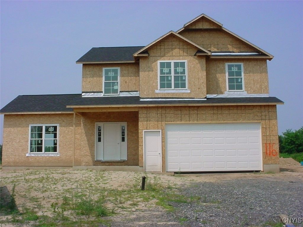 Attached, Exterior, Facade, Brick Traditional